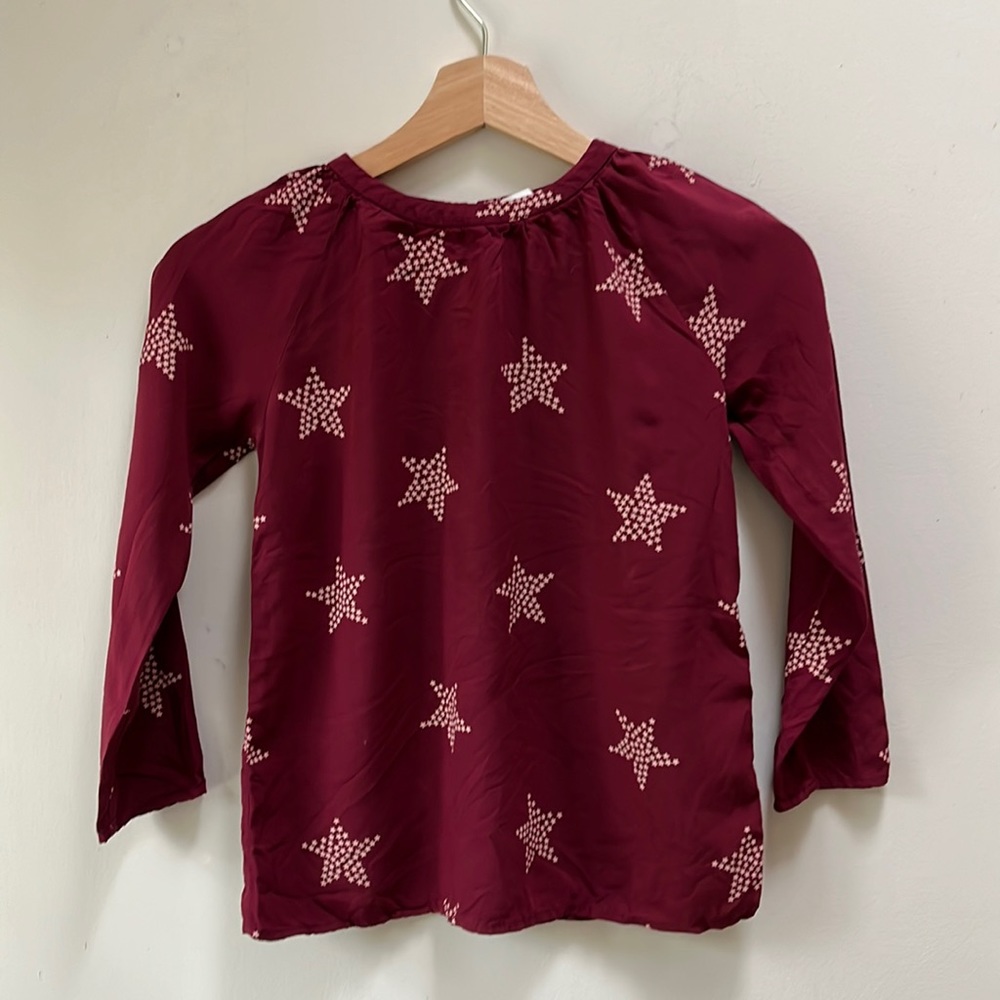 Gap Kids maroon blouse, slightly gathered a neck with bottom closure at back.